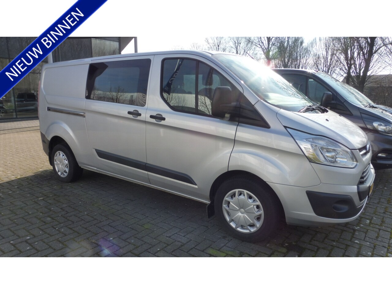 Ford Transit Custom - 310 2.0 TDCI L2H1 Trend DC 310 2.0 TDCI 130pk L2H1 Trend DC Trekhaak - AutoWereld.nl