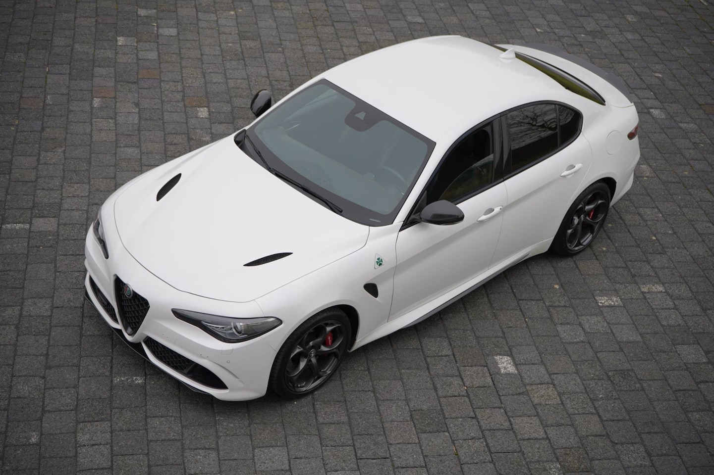 Alfa Romeo Giulia - 2.9 V6 Quadrifoglio 2.9 V6 Quadrifoglio - AutoWereld.nl