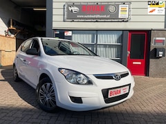 Hyundai i30 - 1.4i Active White edition 5 deurs