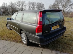 Volvo V70 - 2.4 Comfort Line