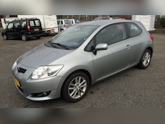 Toyota Auris - 1.6-16V Sol Business