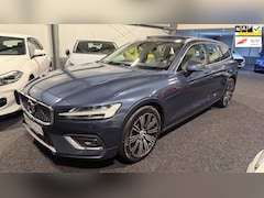 Volvo V60 - 2.0 T4 Inscription Achteruitrij camera- Panorama- Apple Carplay