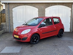 Renault Twingo - 1.2 Authentique Nieuwe dynamo en gaskleppenhuis