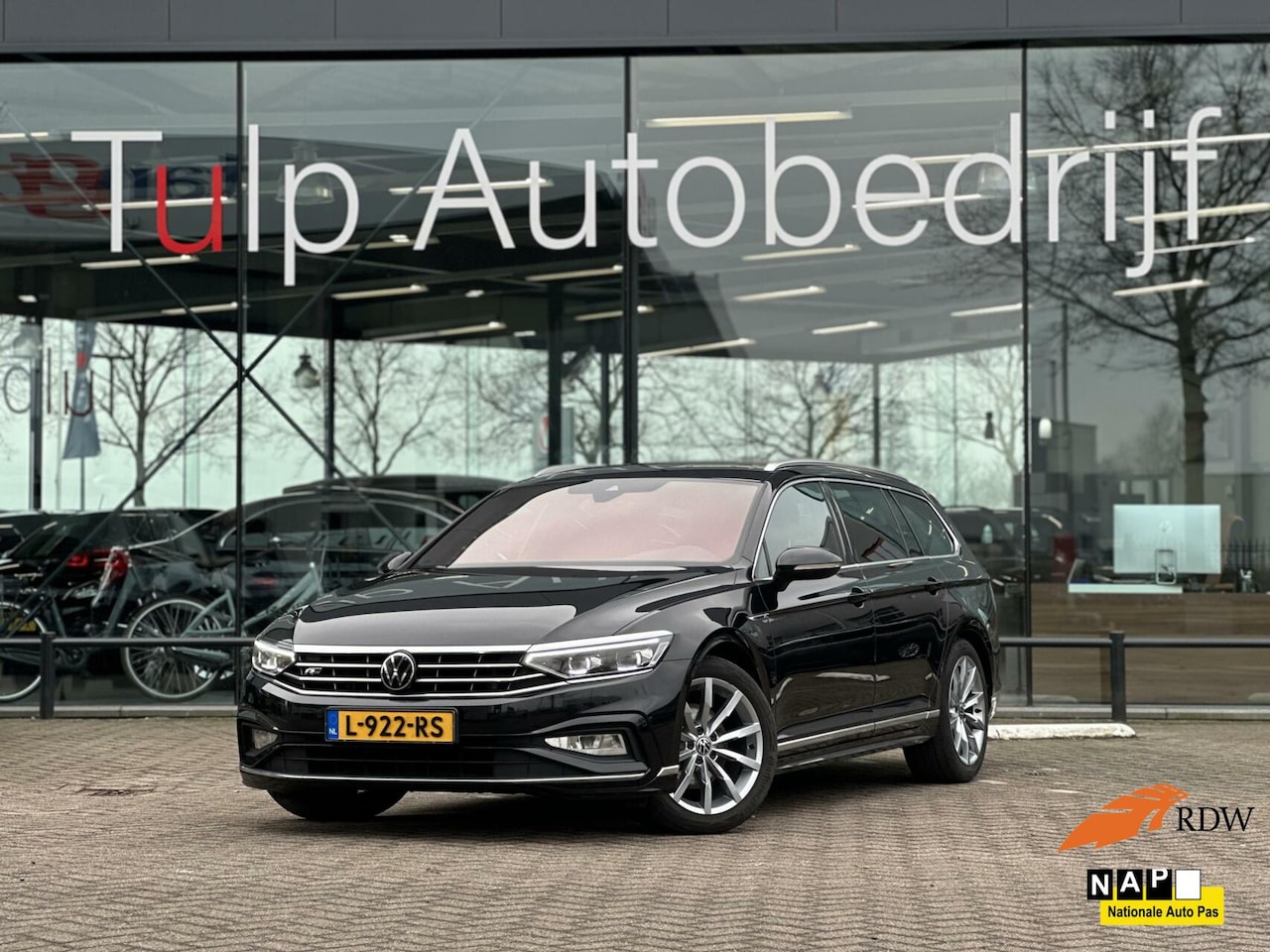 Volkswagen Passat Variant - 1.5 TSI R-Line Automaat Trekhaak NAP - AutoWereld.nl