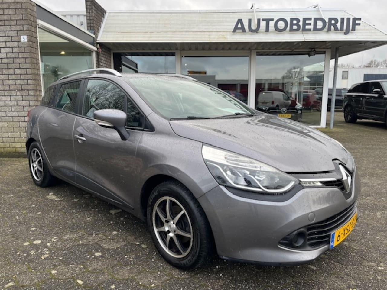 Renault Clio Estate - 0.9 TCe Expression TREKHAAK - AutoWereld.nl