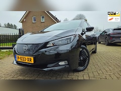 Nissan LEAF - Tekna 40 kWh , 1e eigenaar, Nieuwstaat