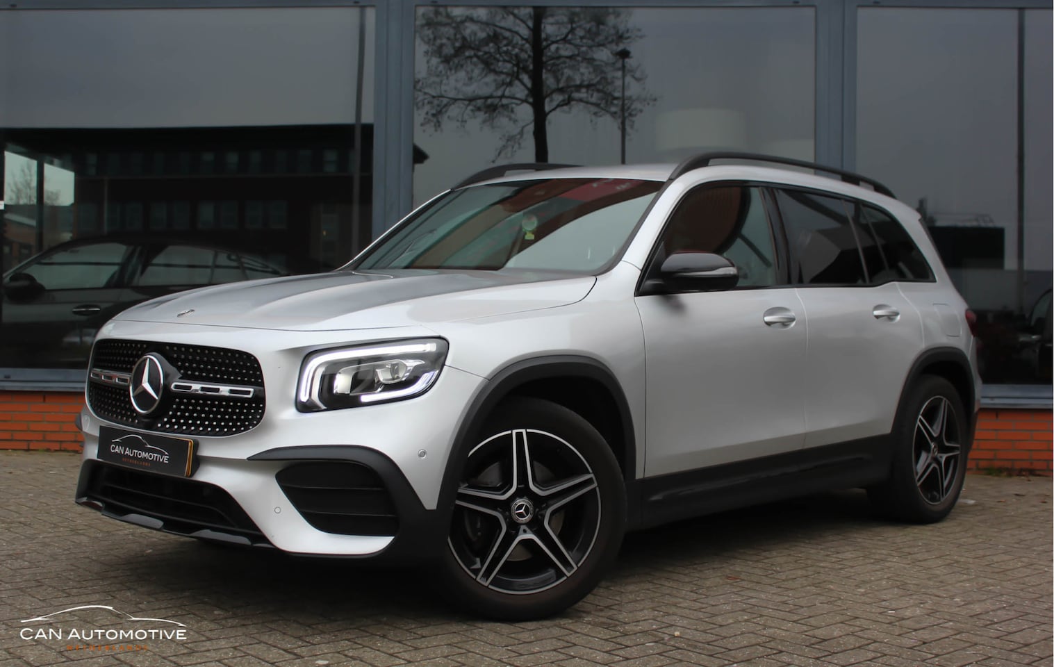 Mercedes-Benz GLB - 200 AMG Line Night 360 Camera Sfeer - AutoWereld.nl