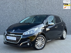 Peugeot 208 - Allure 1.2 PureTech | DAB | Nieuwe distributie | NAVI | Parkeersensor | Carplay |Airco | 2