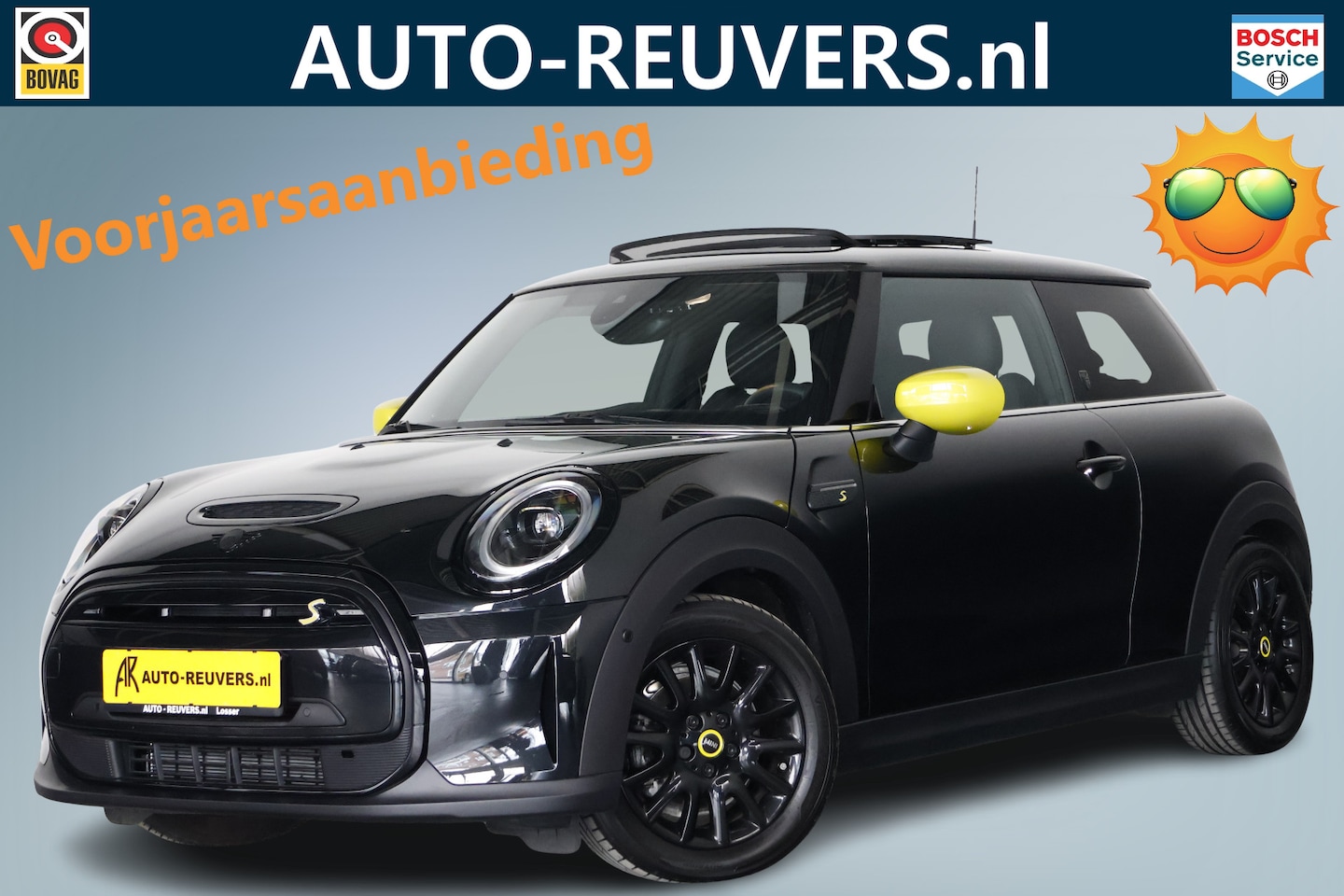 MINI Mini-Electric - Cooper SE Yours 33 kWh / Opendak / Harmankardon / HUD / Leder - AutoWereld.nl