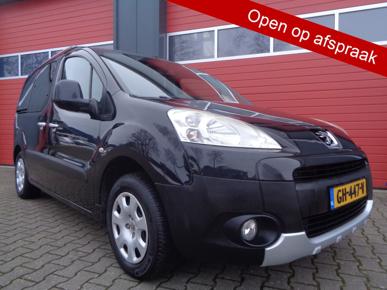 Peugeot Partner Tepee - 1.6 VTi Outdoor 120 PK Airco Cruise 5P - AutoWereld.nl