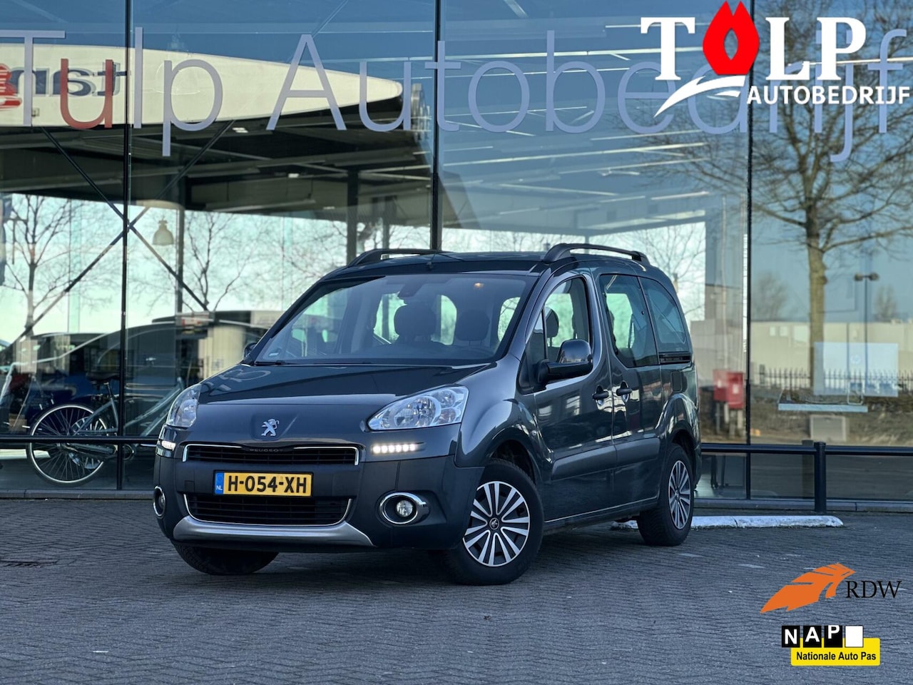 Peugeot Partner Tepee - 1.6 VTi Access 1.6 VTi Access - AutoWereld.nl