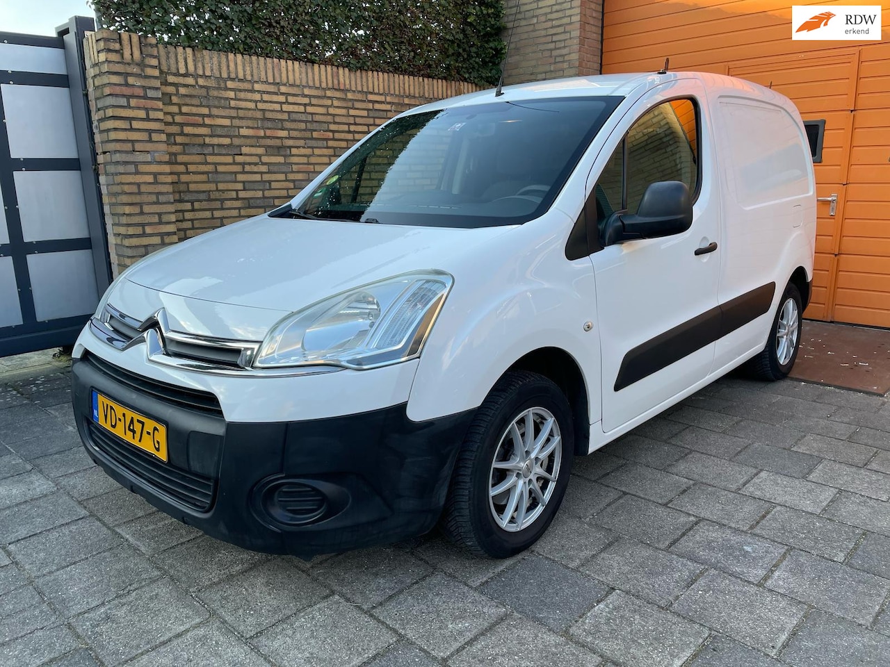 Citroën Berlingo - 1.6 HDI 500 Comfort Economy 1.6 HDI 500 Comfort Economy - AutoWereld.nl