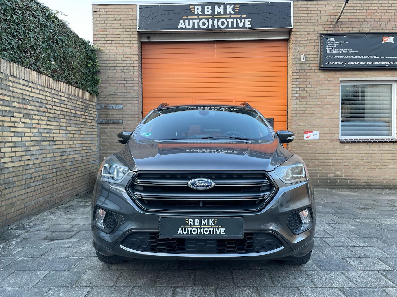 Ford Kuga - 1.5 EcoBoost ST-Line 1.5 EcoBoost ST Line - AutoWereld.nl