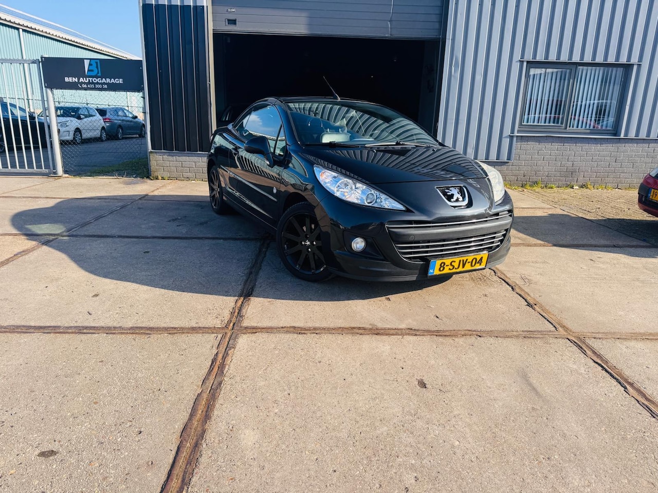 Peugeot 207 CC - 1.6 Aut Roland Garros Carplay/Cam/Navi/Airco/ - AutoWereld.nl