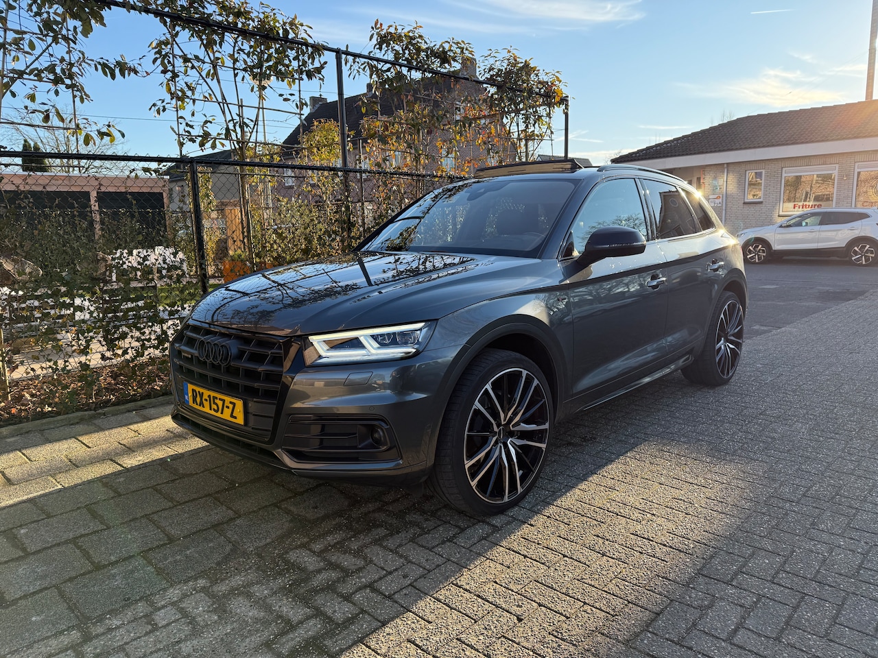 Audi Q5 - 2.0 TFSI quattro Sport Pro Line S Luchtvering-Panorama dak-Head Up-22"-Vol... - AutoWereld.nl