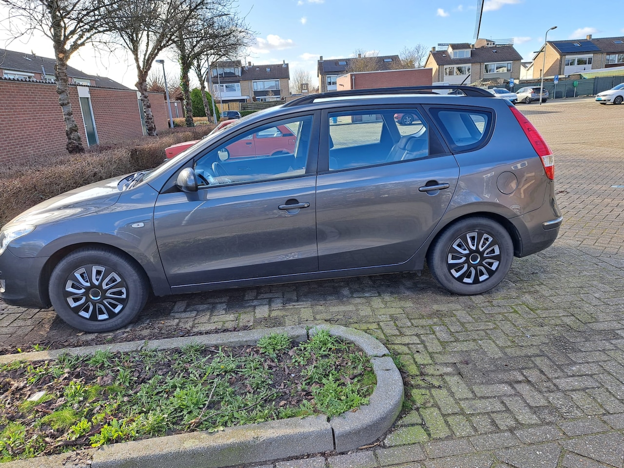 Hyundai i30 CW - 1.6i Dynamic - AutoWereld.nl