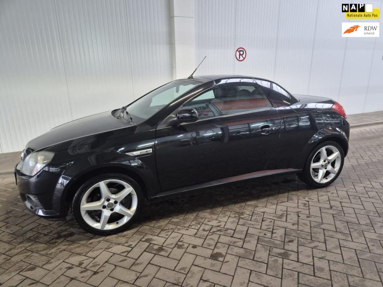 Opel Tigra TwinTop - 1.4-16V|leder|cabrio - AutoWereld.nl