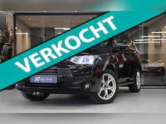 Mitsubishi Outlander - 2.0 PHEV Instyle/PANO/STOELVER/AIRCO/NAVI