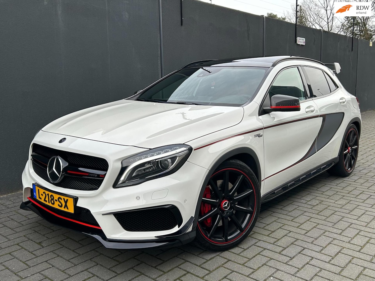 Mercedes-Benz GLA-Klasse - 45 AMG 4Matic Edition 1 / Goed Onderh / Full Option - AutoWereld.nl