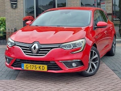 Renault Mégane - 1.3 TCe Bose Edition | Camera | Leder | Navi | Stoelverwarming