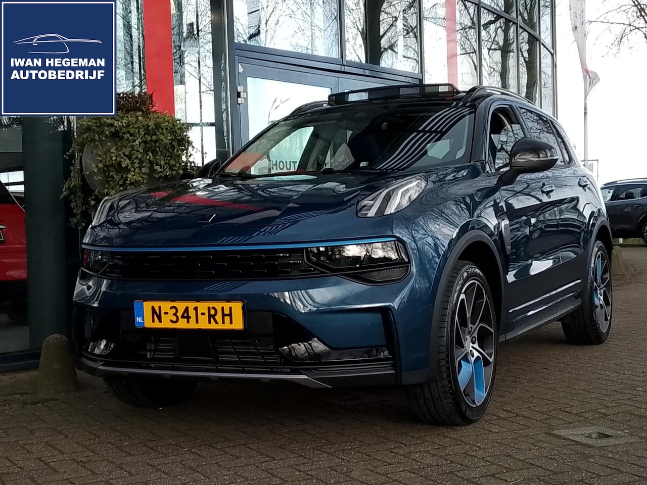 Lynk & Co 01 - 1.5 | Panodak | LM Velgen | Navigatie | Cruise Control | PDC + Camera - AutoWereld.nl