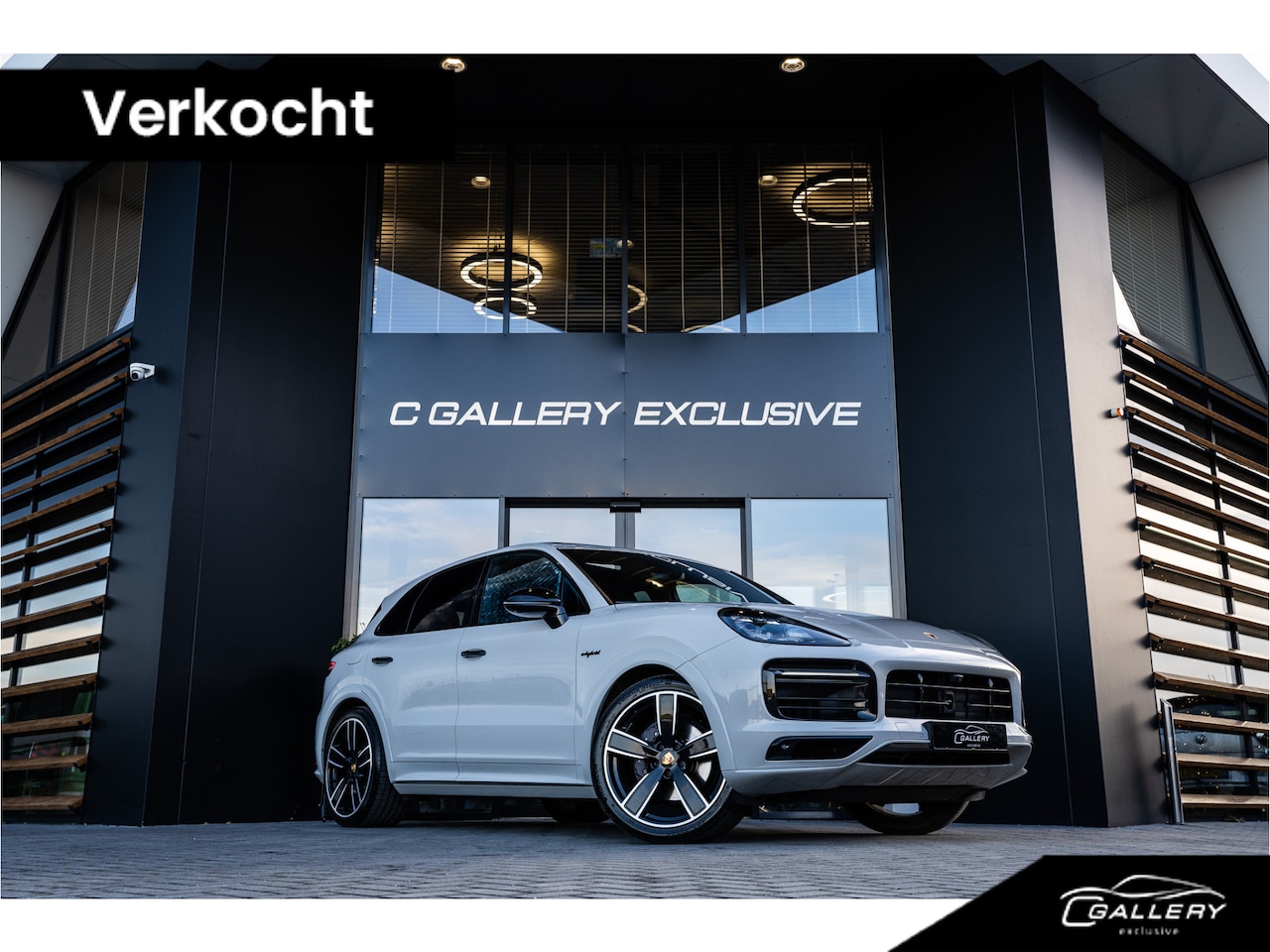 Porsche Cayenne - 3.0 E-Hybrid | Panorama | Luchtvering | Sport Chrono | ACC - AutoWereld.nl