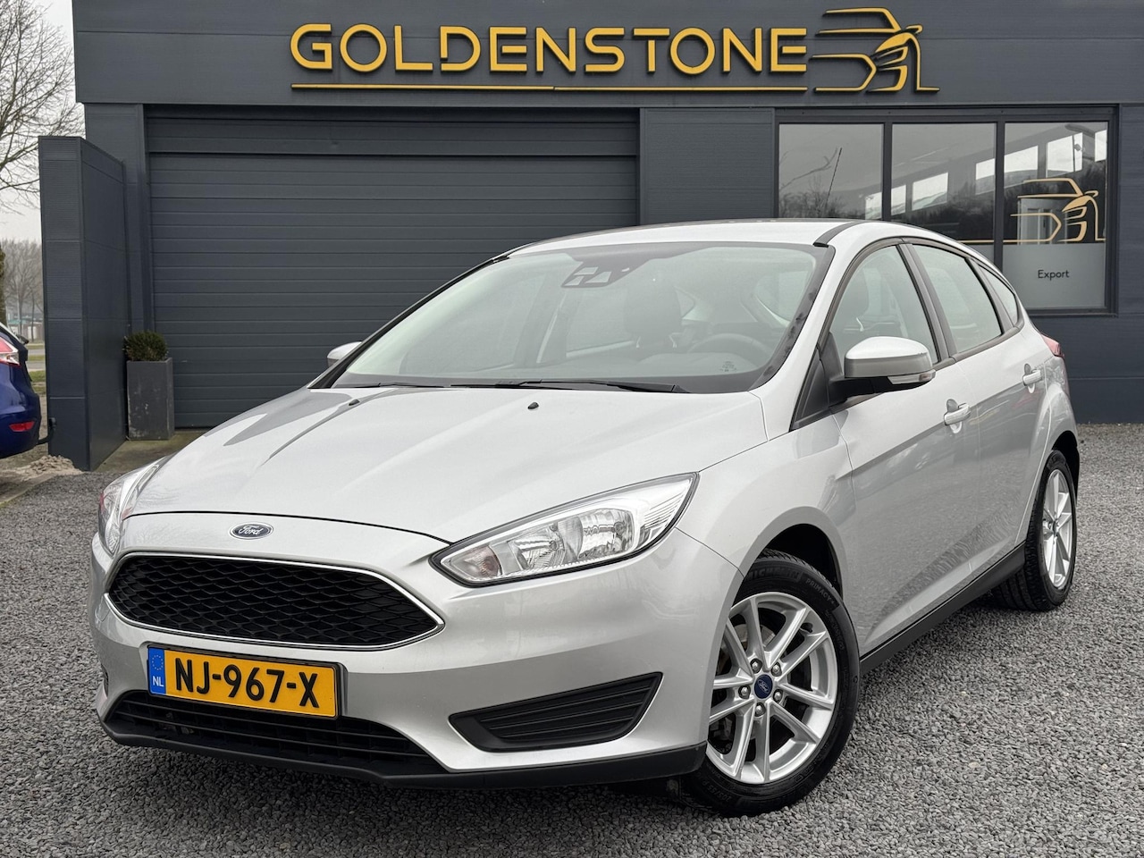 Ford Focus - 1.0 Titanium Clima,Cuise,PDC,Trekhaak,Weinig KM,APK tot 05-2025 - AutoWereld.nl