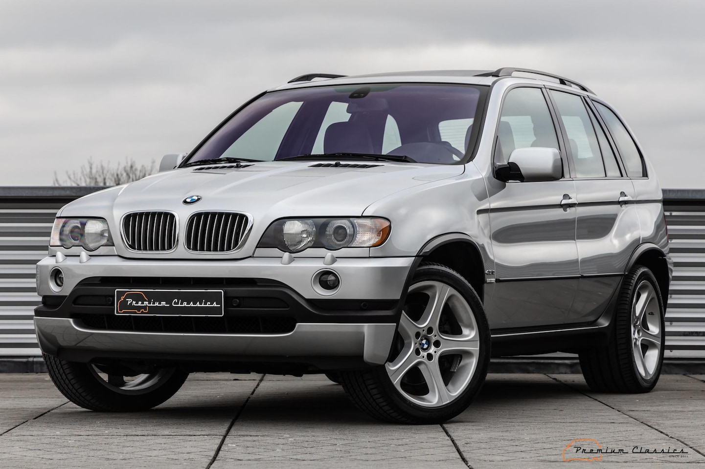 BMW X5 - 4.6is E53 | 105.000KM | HiFi Professional | Sunroof | Swiss Delivered - AutoWereld.nl