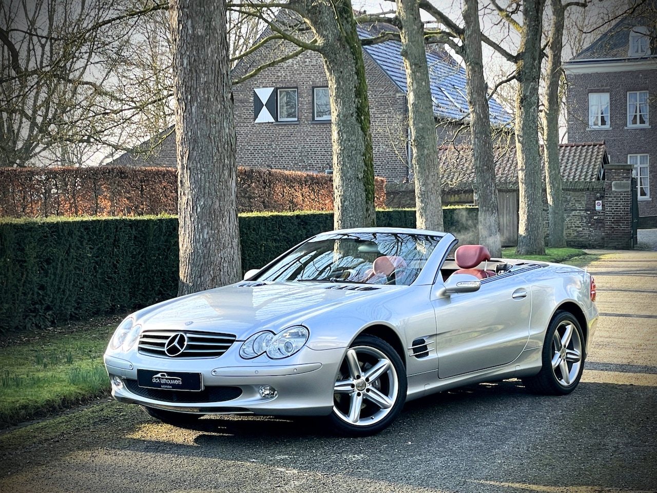 Mercedes-Benz SL-klasse Cabrio - 350 / DEALER SERVICED / VERY NICE - AutoWereld.nl