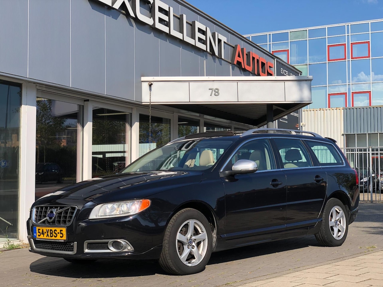 Volvo V70 - 2.0 D3 Limited Edition-Leder-Navi-Open Dak - AutoWereld.nl