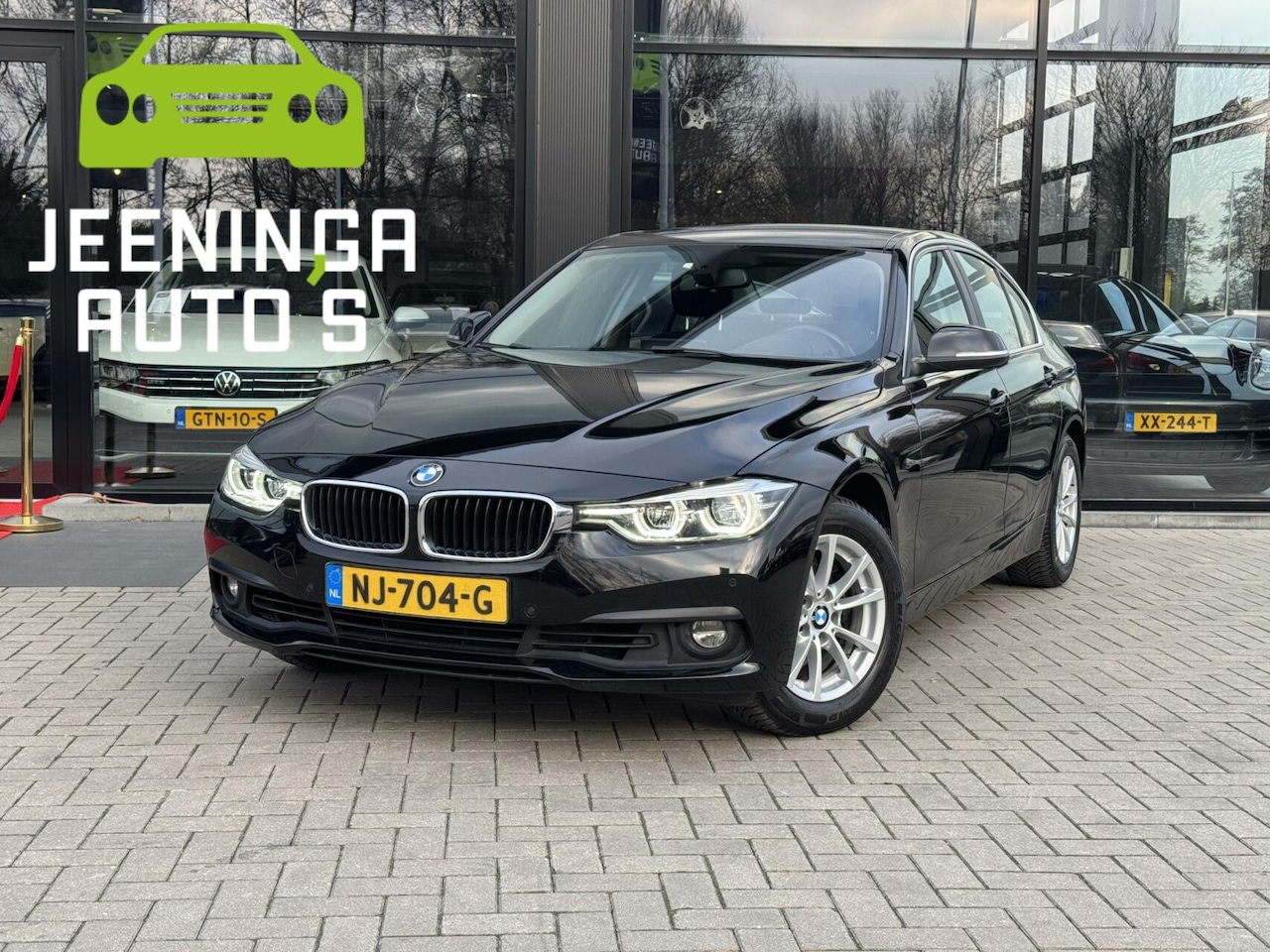 BMW 3-serie - 318i High Executive | gr. Navi | LED | el. trekhaak - AutoWereld.nl