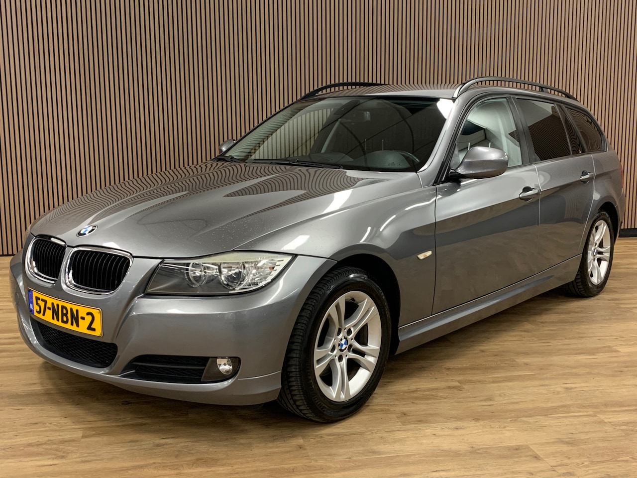 BMW 3-serie Touring - 318i Business Line|Navigatie|Climate Control| - AutoWereld.nl