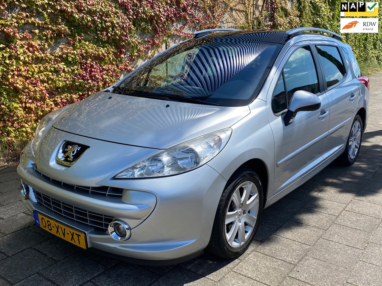 Peugeot 207 SW - 1.6 VTi XS Première|Panoramadak|Climate Control| - AutoWereld.nl