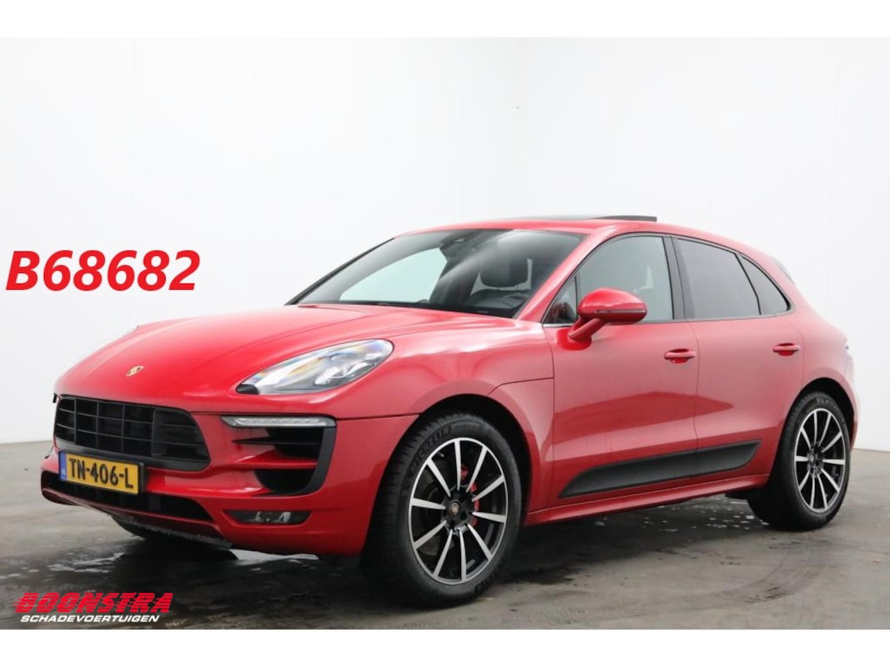 Porsche Macan - 3.0 GTS Pano PDLS+ PASM Bose Sport Chrono - AutoWereld.nl