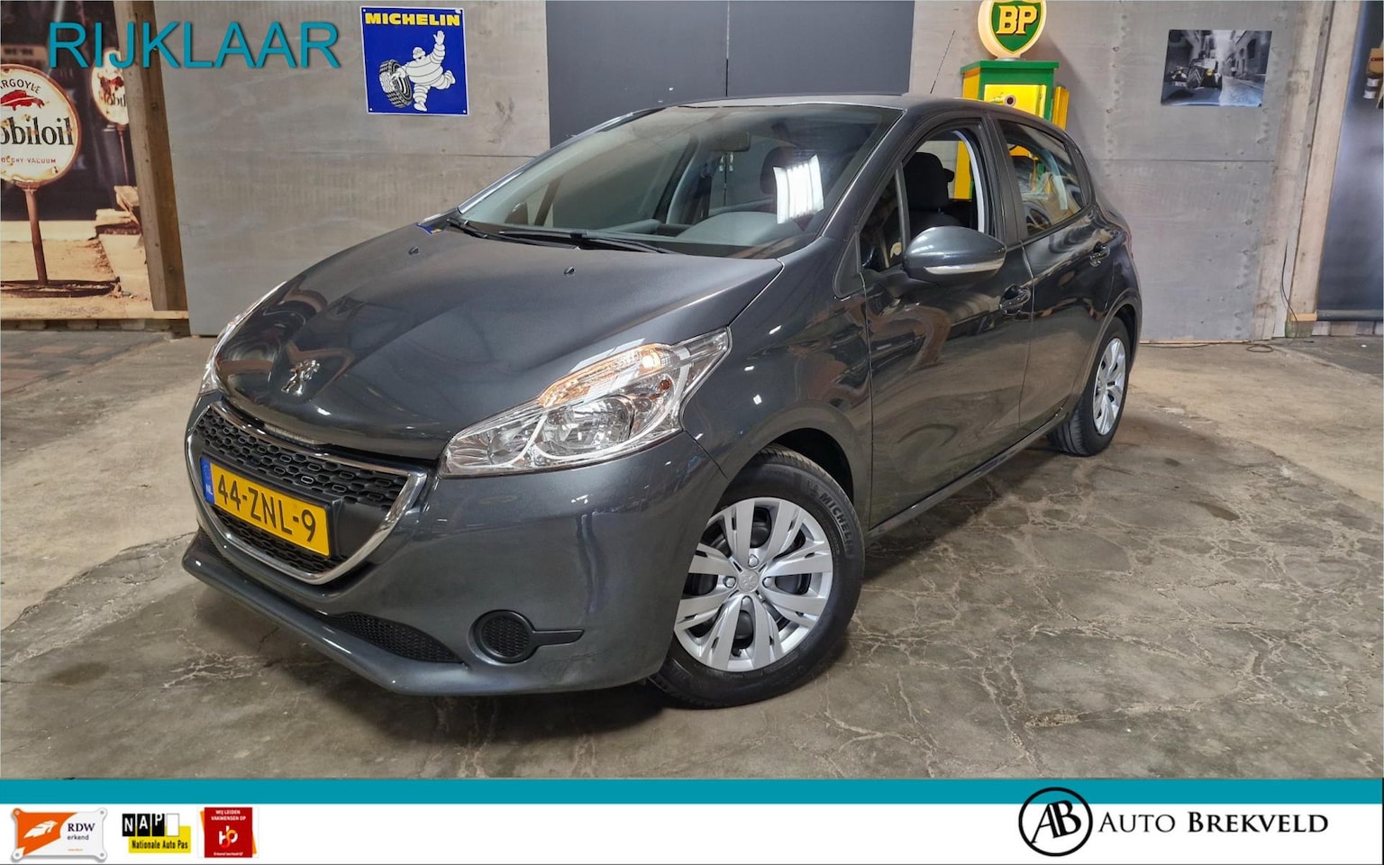 Peugeot 208 - 1.2 VTi Active 82PK | Rijklaar | Navi | Cruise | Airco | NAP - AutoWereld.nl