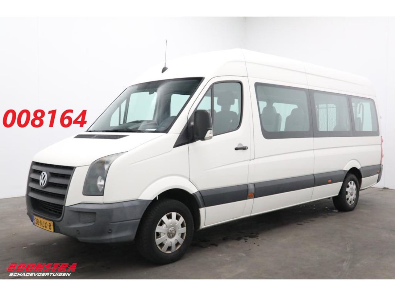 Volkswagen Crafter - 2.5 TDI Maxi Rolstoellift Airco - AutoWereld.nl