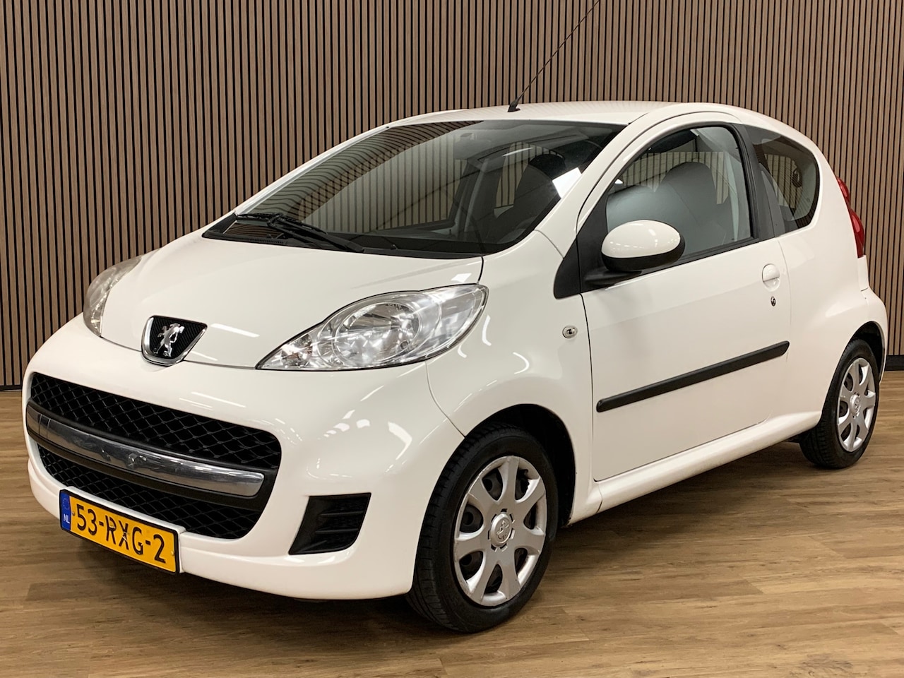 Peugeot 107 - 1.0-12V XS|Airco| - AutoWereld.nl