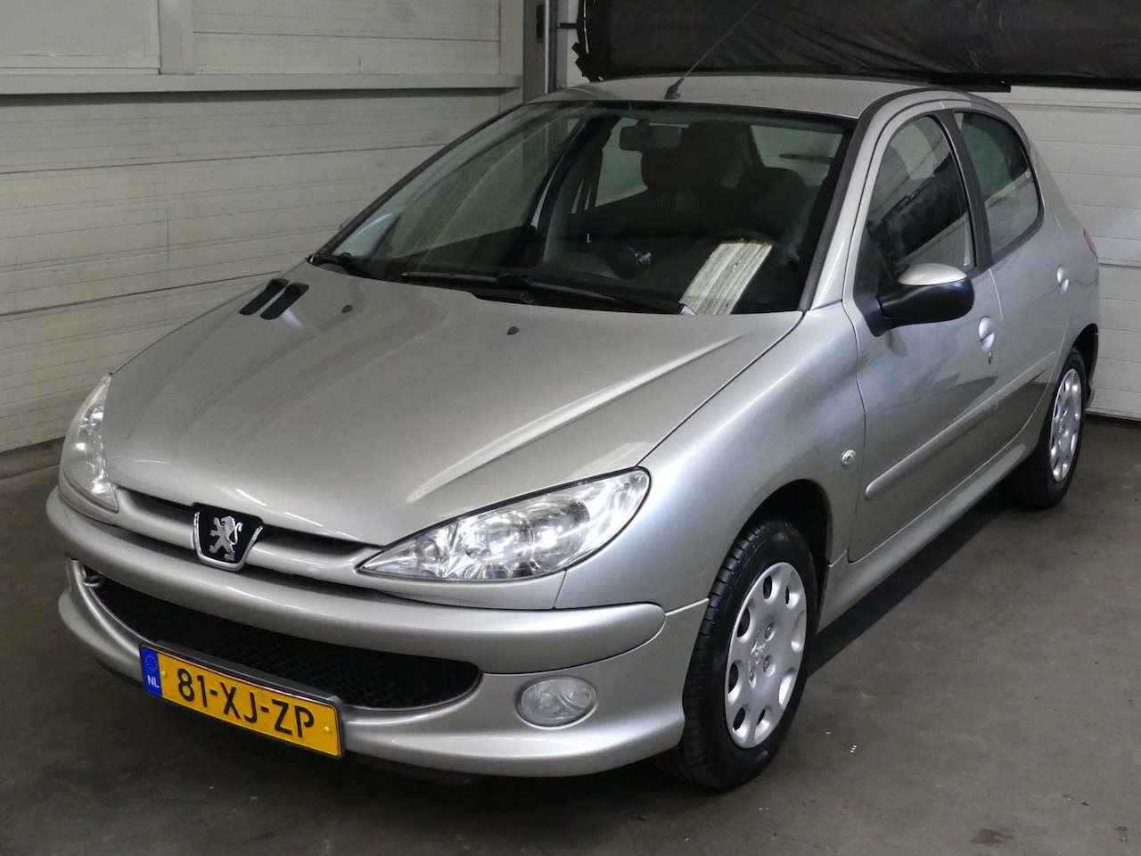 Peugeot 206 - 1.4 Forever - Airco - 5 deurs - Mooie auto! - AutoWereld.nl