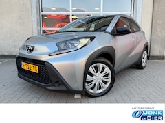 Toyota Aygo X - 1.0 VVT-i MT Play|Airco|Apple CarPlay/Android Auto|Camera|4-seiz.banden|Adap.cruise contro