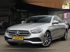 Mercedes-Benz E-klasse - 300 e Business Solution AMG/360°Camera/Sfeerverlichting/Head-Up/Trekhaak/