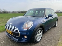 MINI Cooper - 1.5 D Business Navi