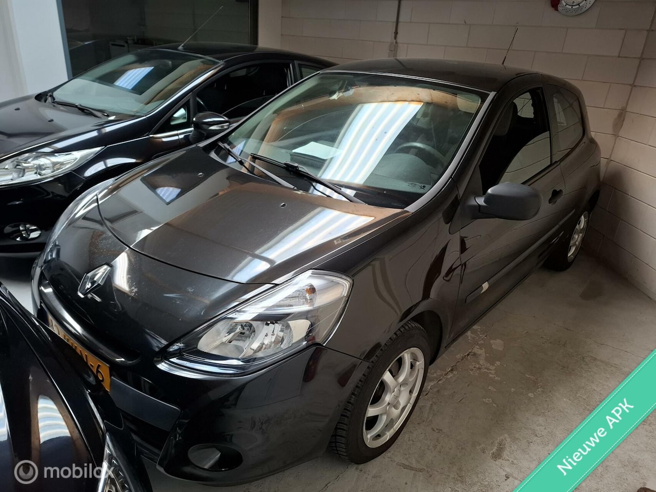 Renault Clio - 1.2 Special Line Airco/Navi/Nw-Apk/Nap! - AutoWereld.nl