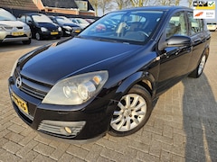 Opel Astra - 1.6 Sport 5Drs. 2004. Airco/Cruise/Trekhaak APK 02-2026