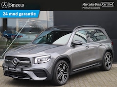 Mercedes-Benz GLB - 200 AMG Line | Panoramadak | Navigatie | Camera | LED | Automaat