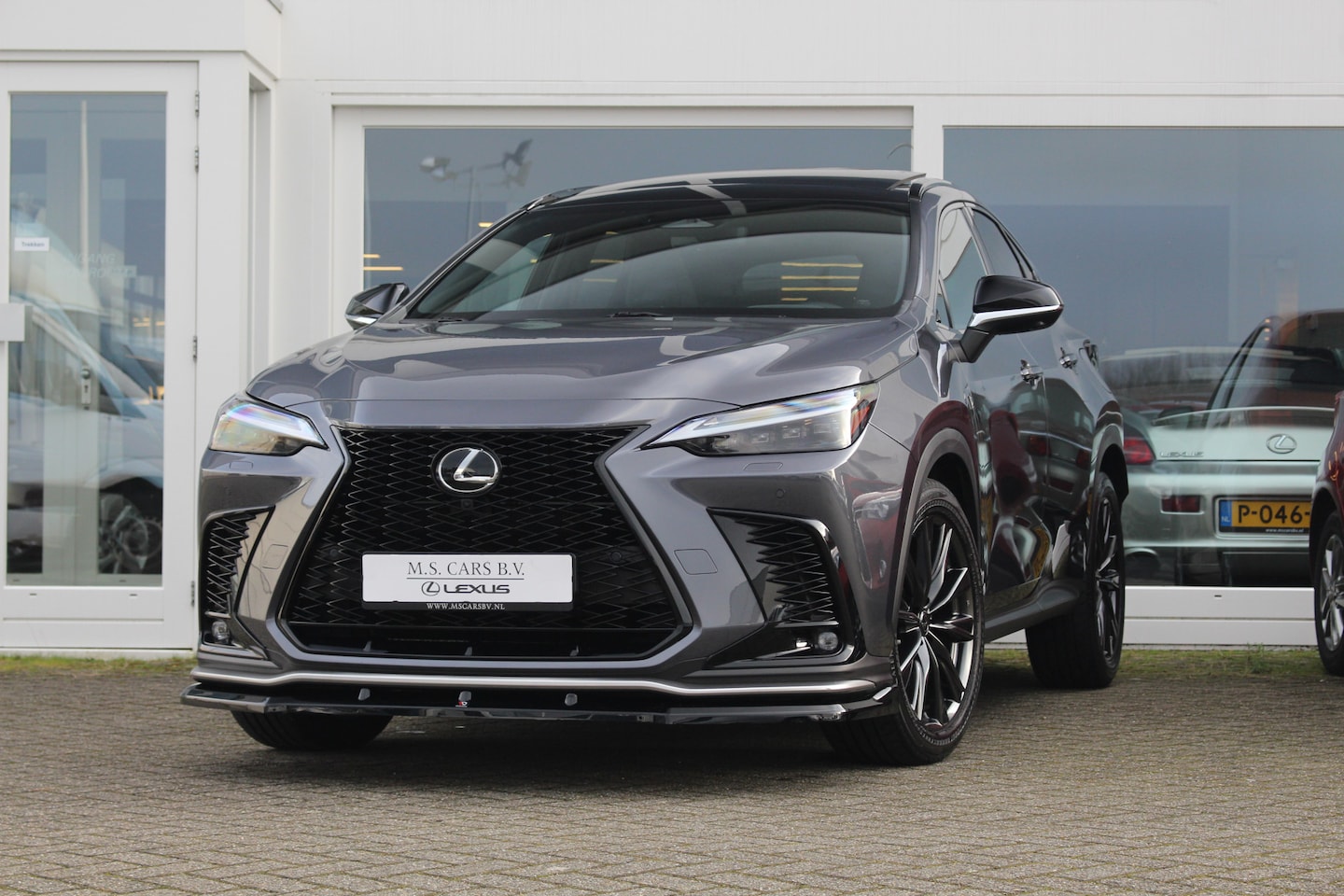 Lexus NX - 350h Hybride AWD F-Sport Line i Mark Lev. I Pano I Fabrieksgarantie - AutoWereld.nl