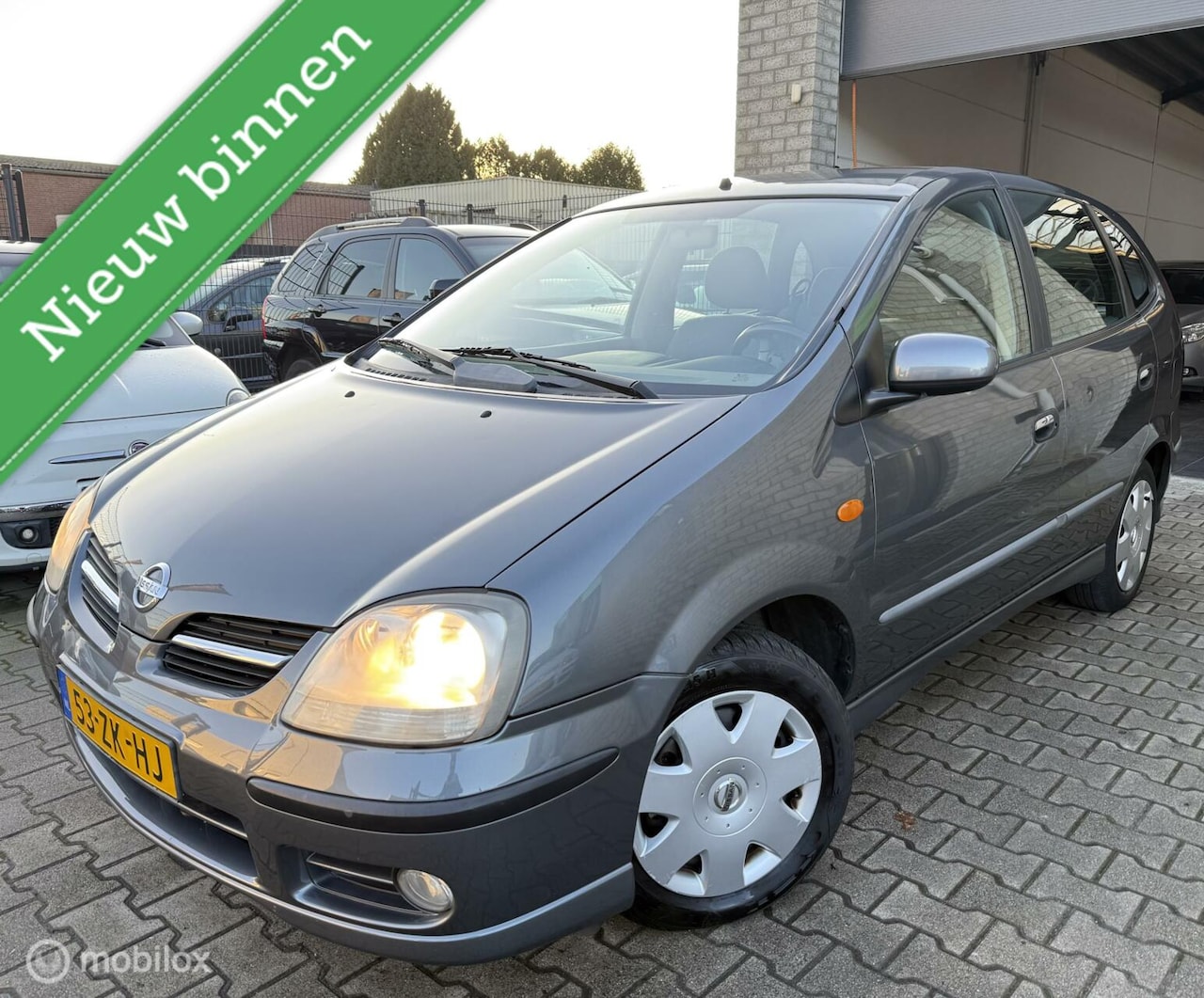 Nissan Almera Tino - 1.8 Acenta / Automaat / 5DRS / 129.000 KM - AutoWereld.nl