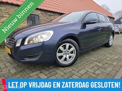 Volvo V60 - 1.6 T3 Kinetic Automaat