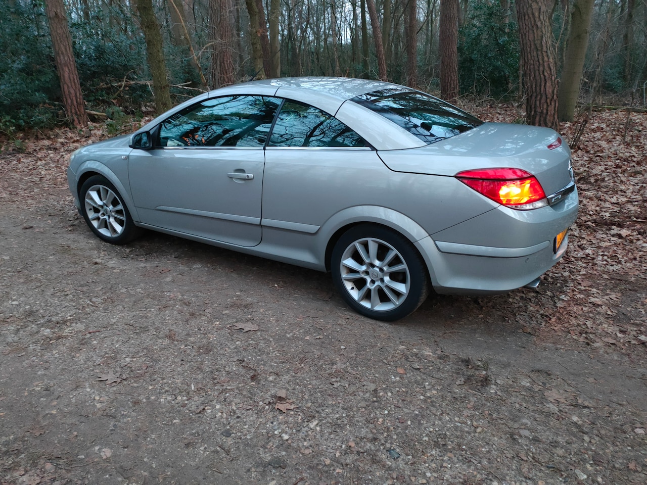 Opel Astra TwinTop - 1.8 Enjoy - AutoWereld.nl