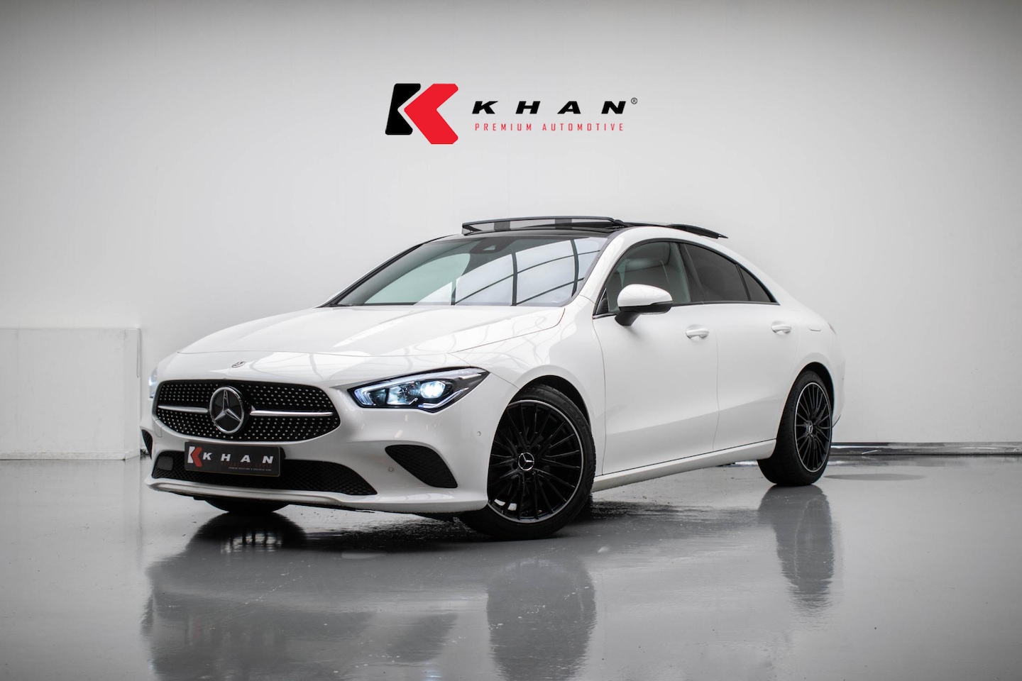 Mercedes-Benz CLA-Klasse - 180 Business Solution | Pano| Unieke Bekleding - AutoWereld.nl