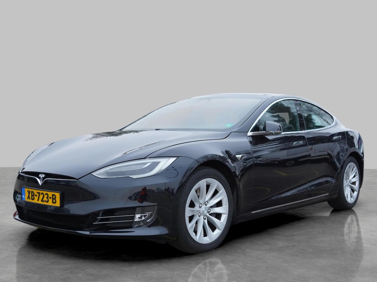 Tesla Model S - 75D Base 75D Base - AutoWereld.nl